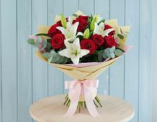 Букет цветов из:  Лилии и Розы #REPLACE_PRED# Залесный Казань