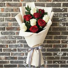 Букет цветов из:  Розы в Залесный Казань