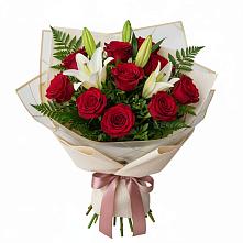 Букет цветов из:  Лилии и Розы в Залесный Казань