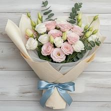 Букет цветов из:  Лизиантусы в Залесный Казань