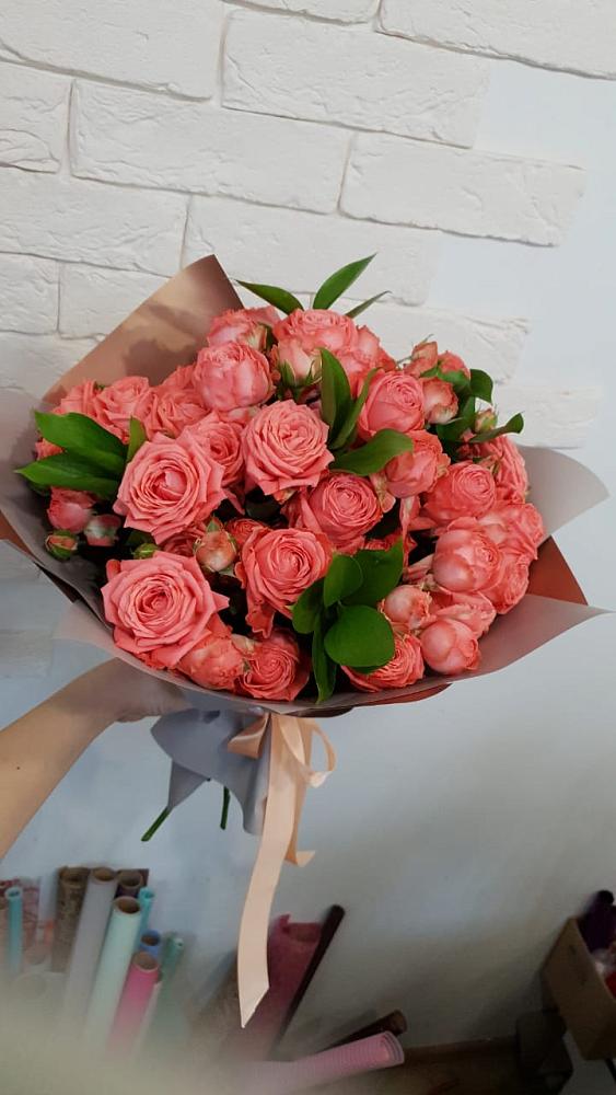 Букет цветов из: Розы в Залесный Казань