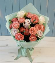 Букет цветов из:  Розы в Залесный Казань