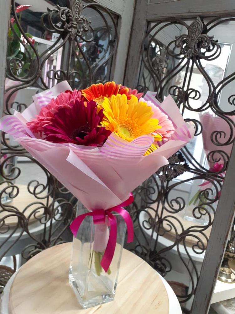 Букет цветов из: Герберы в Залесный Казань