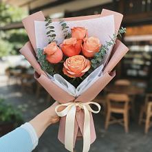 Букет цветов из:  Розы в Залесный Казань