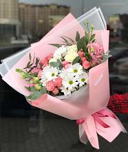 Букет цветов из:  Розы, Лизиантусы и Хризантемы в Залесный Казань
