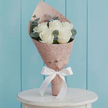 Букет цветов из:  Розы в Залесный Казань