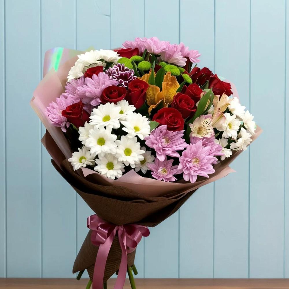 Букет цветов из: Розы, Хризантемы и Альстромерии в Залесный Казань