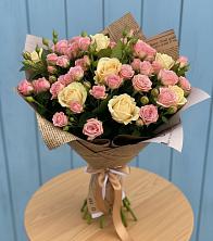 Букет цветов из:  Розы в Залесный Казань