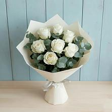 Букет Белые розы в Эвкалипте в Залесный Казань